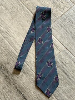 Vintage Designer David Lawrence Floral Classic Necktie 100% Silk Made In Italy